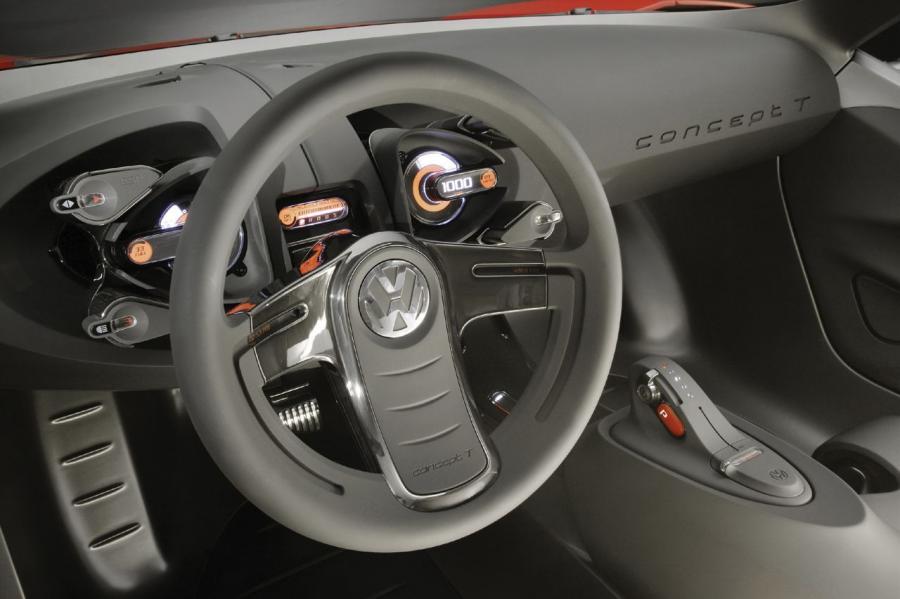  Volkswagen Concept-T 2005 года  (фото 17 из 25)